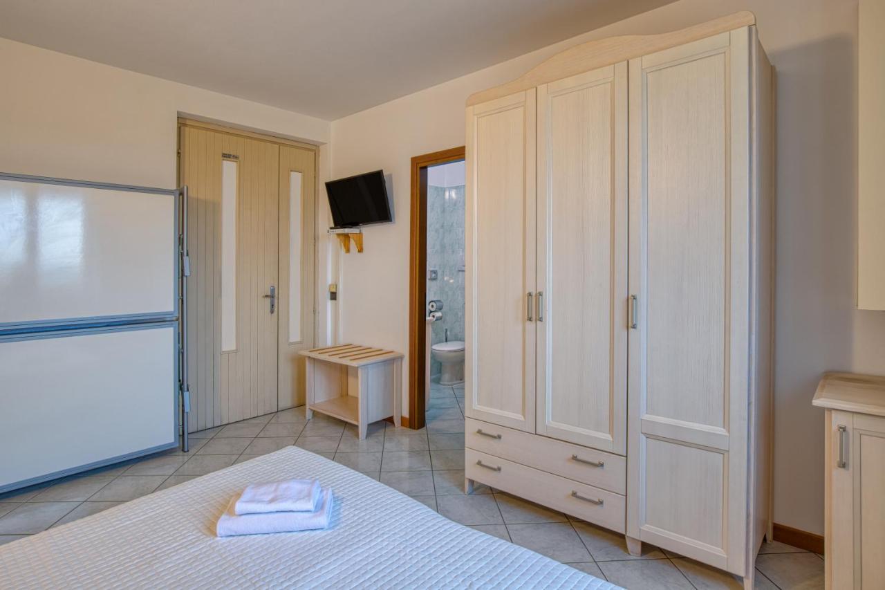 Villa Camporosso Cola  ภายนอก รูปภาพ