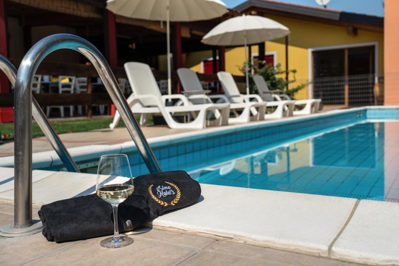Villa Camporosso Cola  ภายนอก รูปภาพ