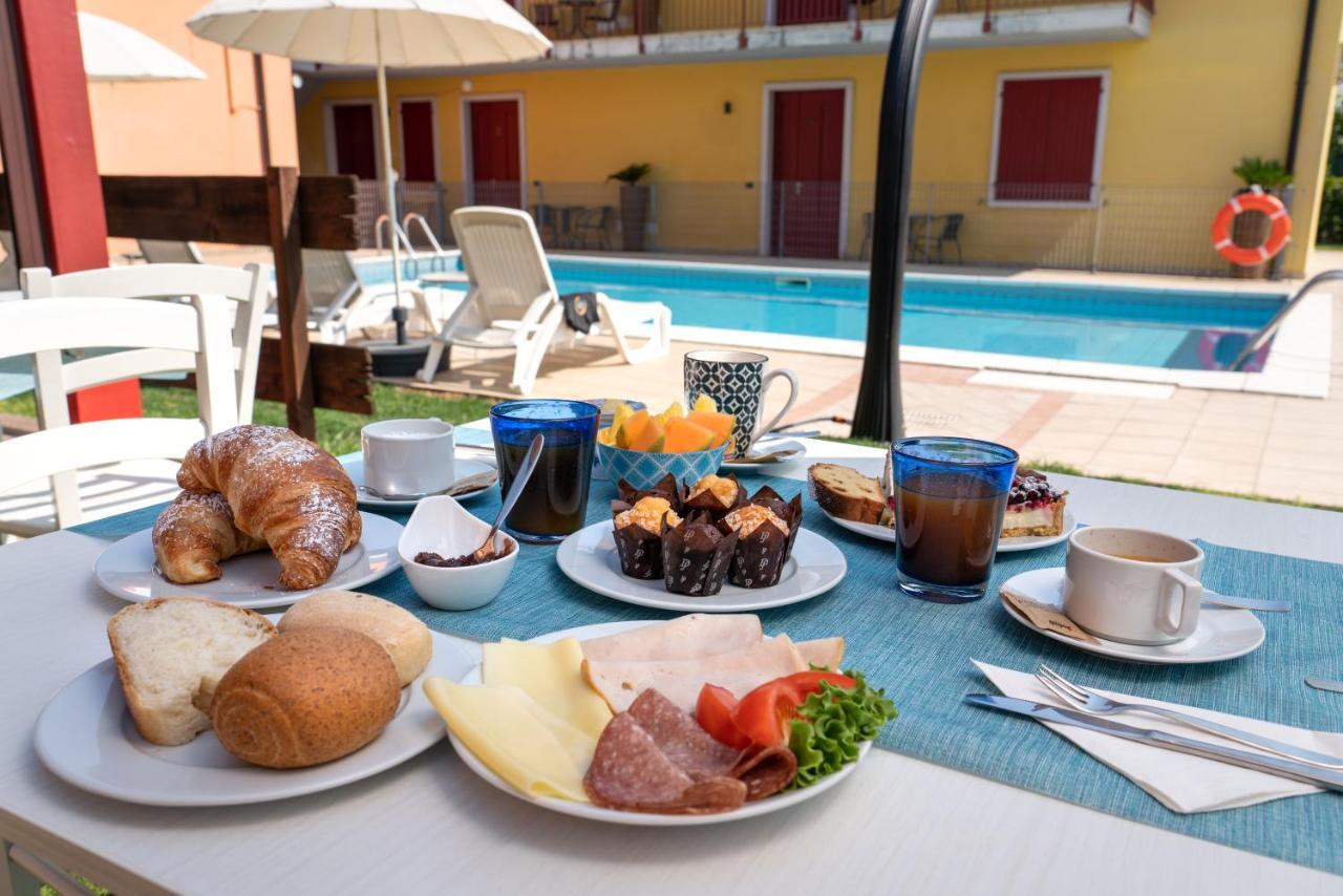 Villa Camporosso Cola  ภายนอก รูปภาพ