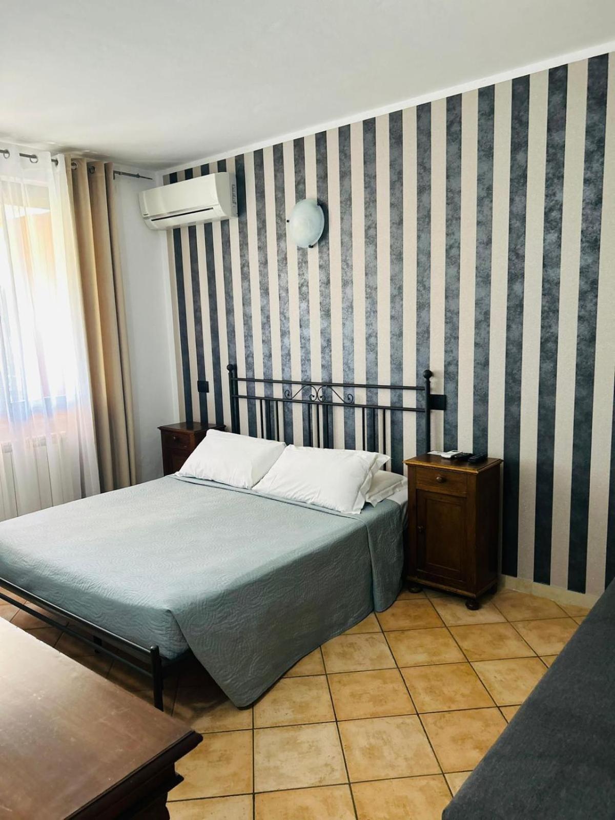Villa Camporosso Cola  ภายนอก รูปภาพ